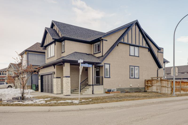 430 Mahogany Manor SE, Calgary