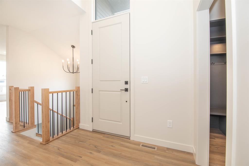 Listing A2043666 - Large Photo # 3