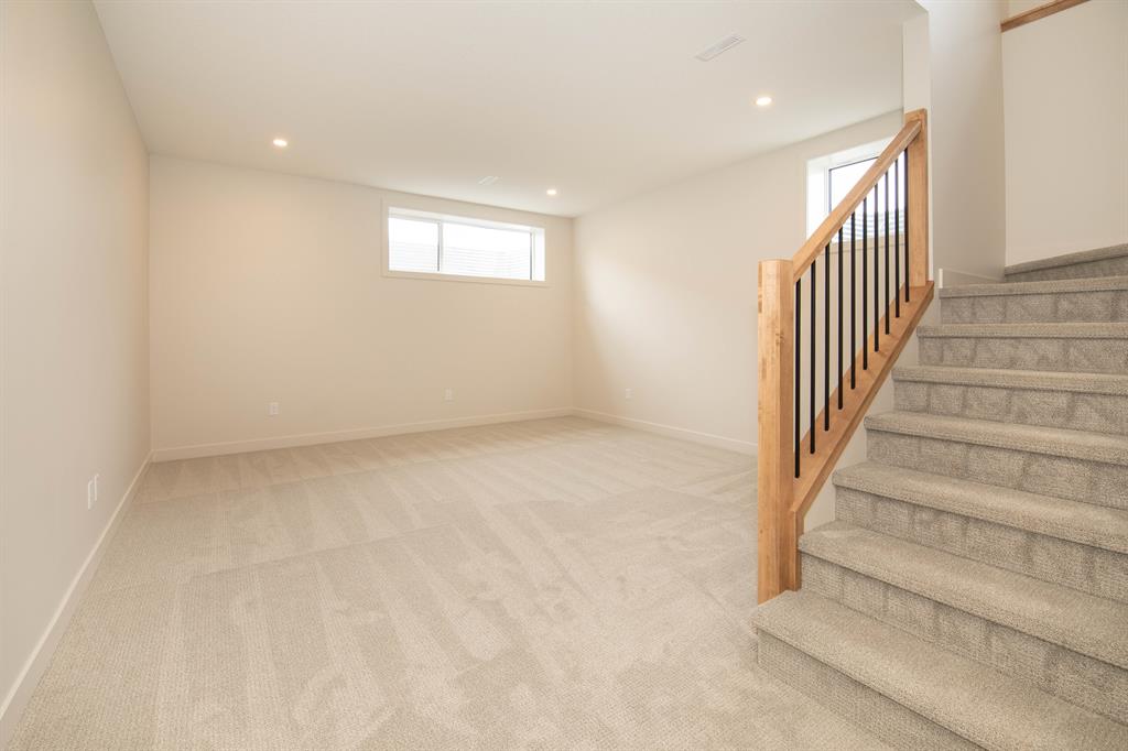 Listing A2043666 - Large Photo # 16