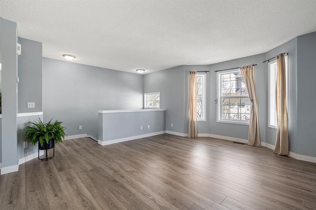 Listing A2044419 - Large Photo # 5