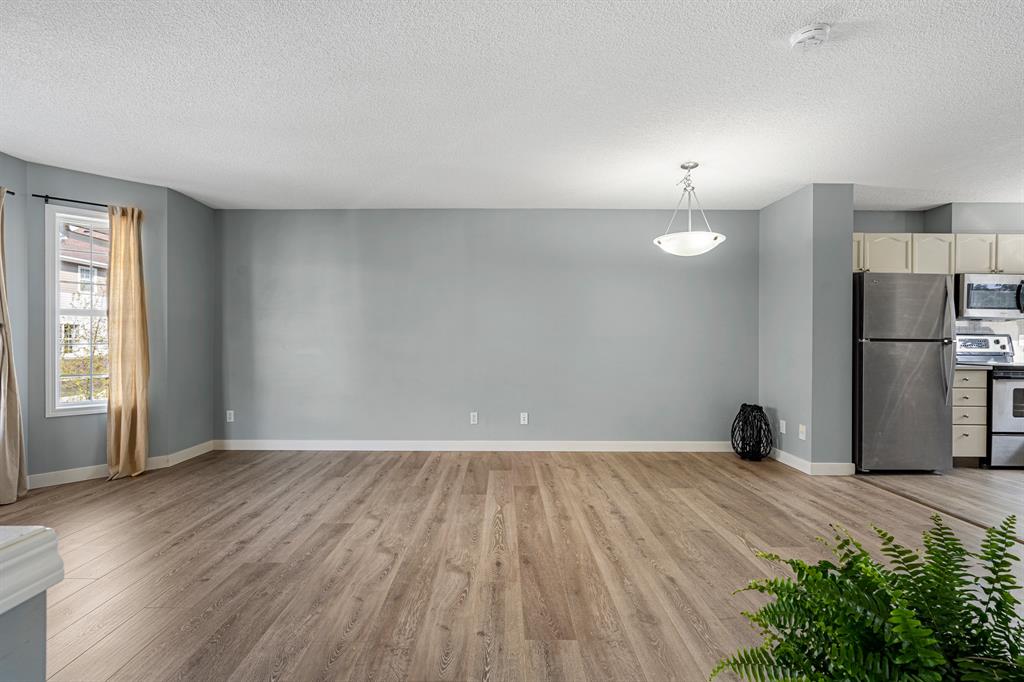 Listing A2044419 - Large Photo # 6