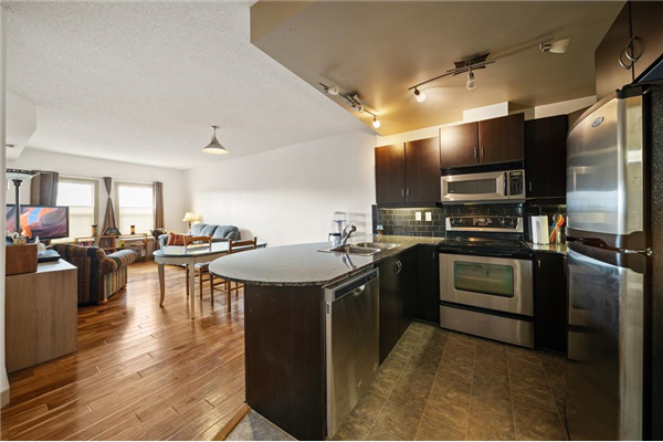 11811 Lake Fraser Drive SE, Calgary