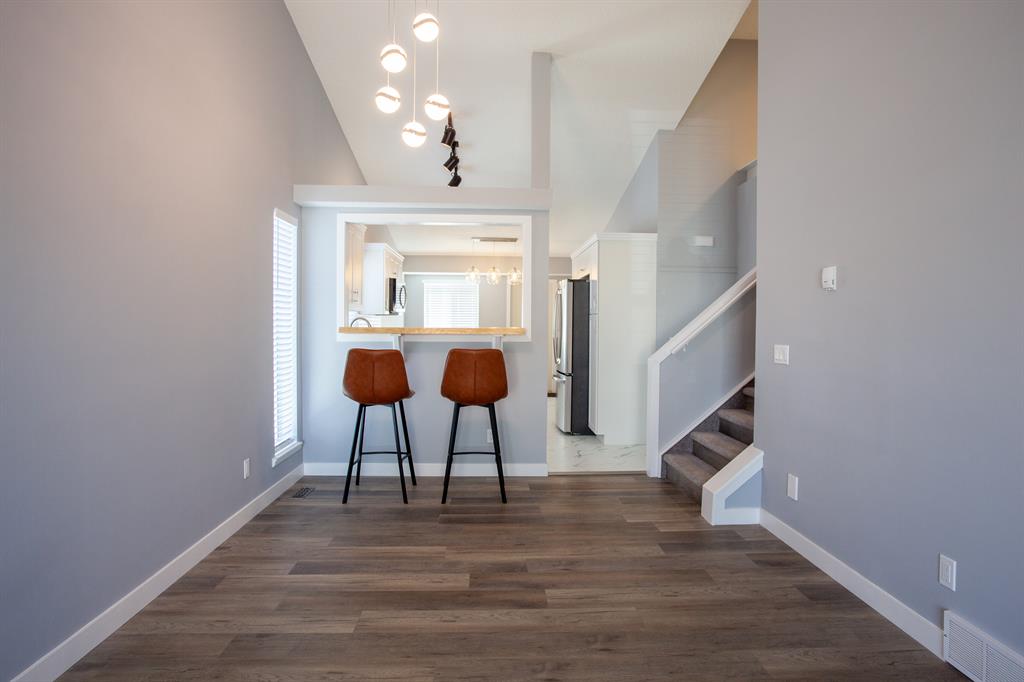 Listing A2044785 - Large Photo # 4