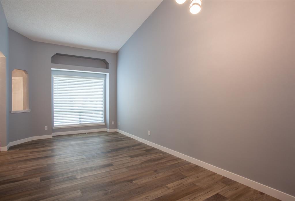 Listing A2044785 - Large Photo # 3