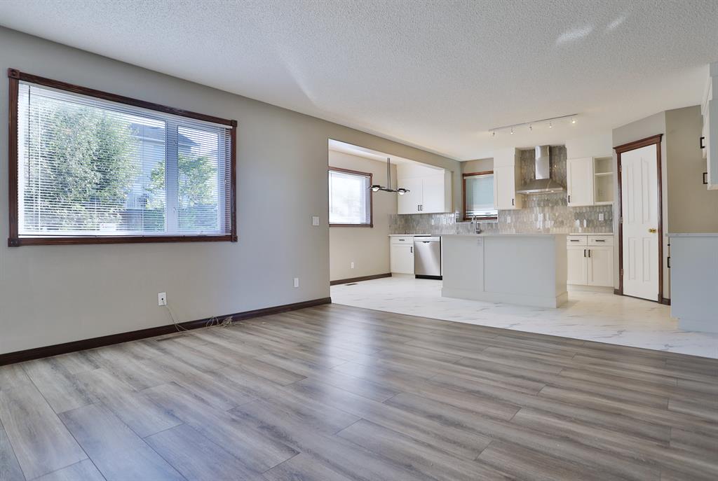 Listing A2044795 - Large Photo # 13