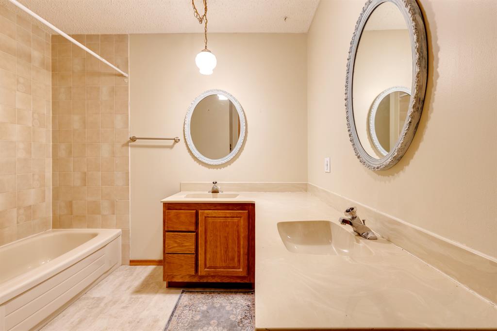 Listing A2044908 - Large Photo # 24