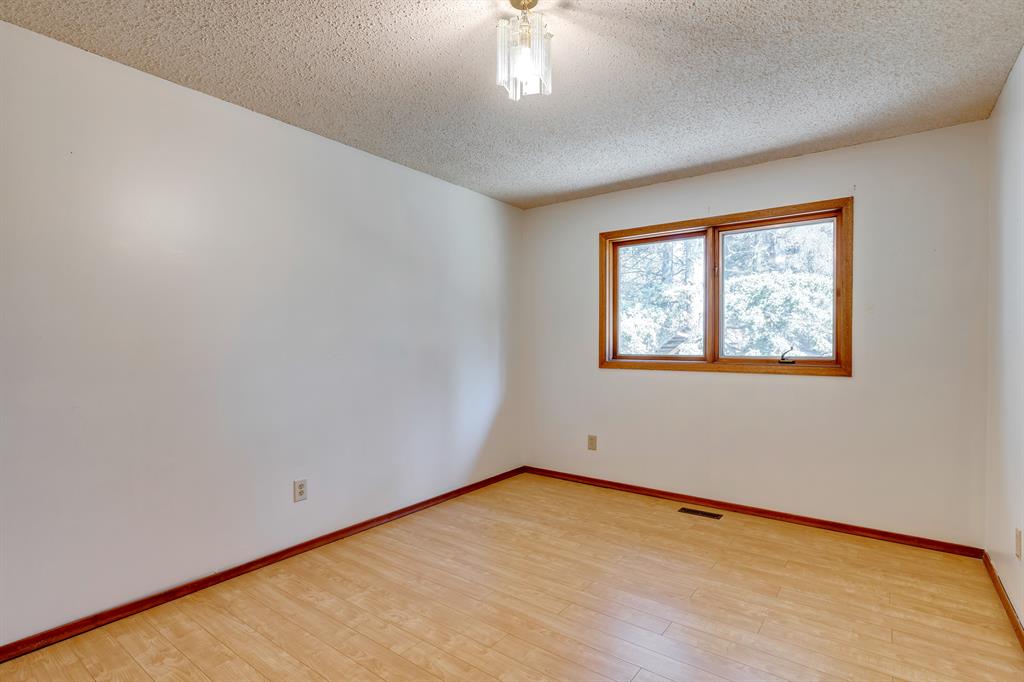 Listing A2044908 - Large Photo # 26