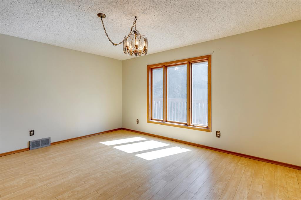 Listing A2044908 - Large Photo # 12