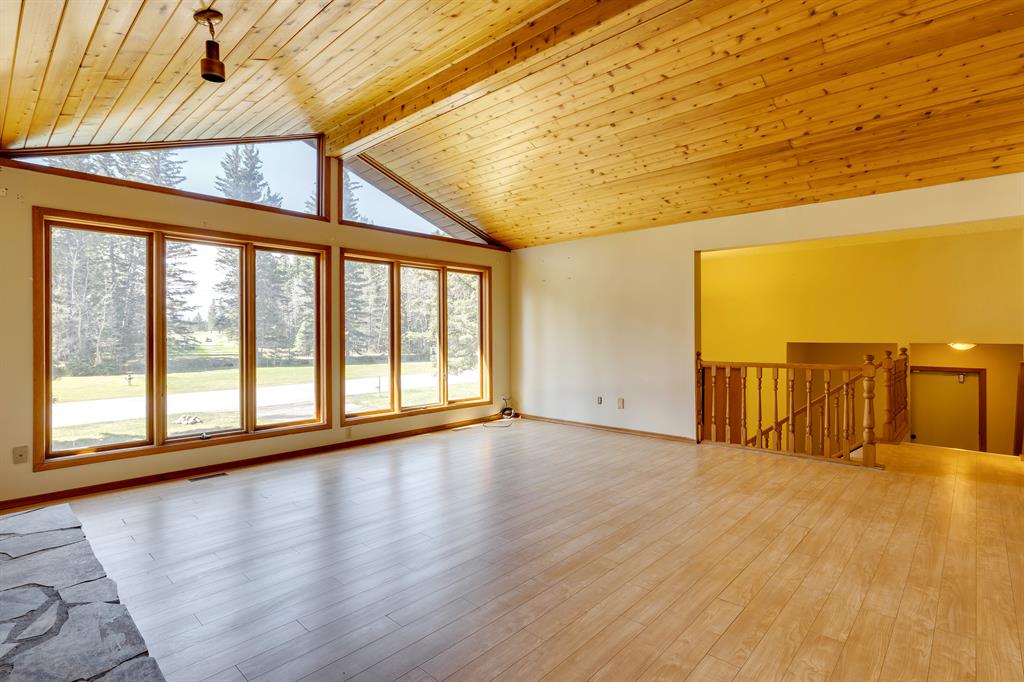 Listing A2044908 - Large Photo # 10