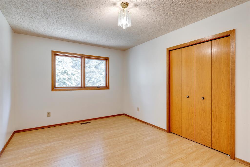 Listing A2044908 - Large Photo # 27