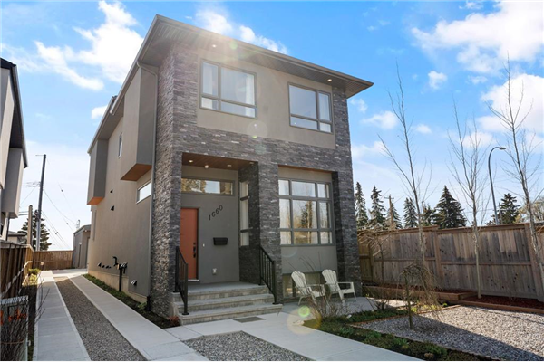 1660 42 Street SW, Calgary