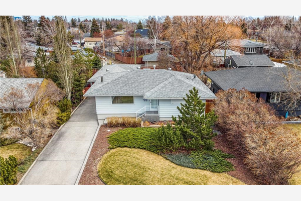 3414 31 Street SW, Calgary