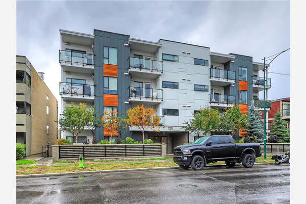 1521 26 Avenue SW, Calgary