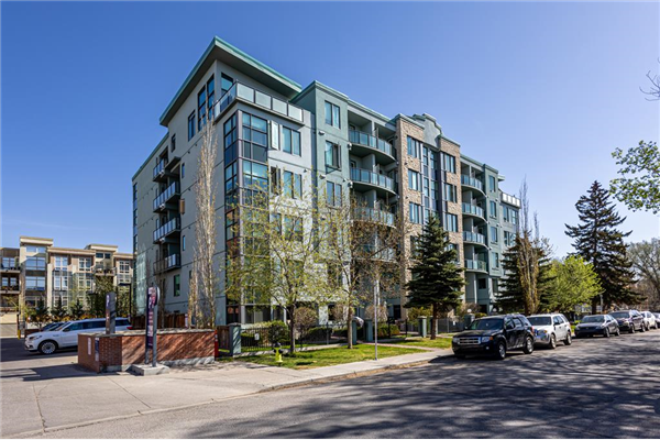 328 21 Avenue SW, Calgary