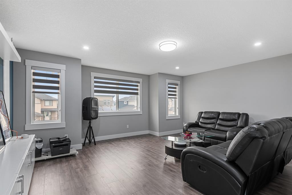 Listing A2046336 - Large Photo # 17