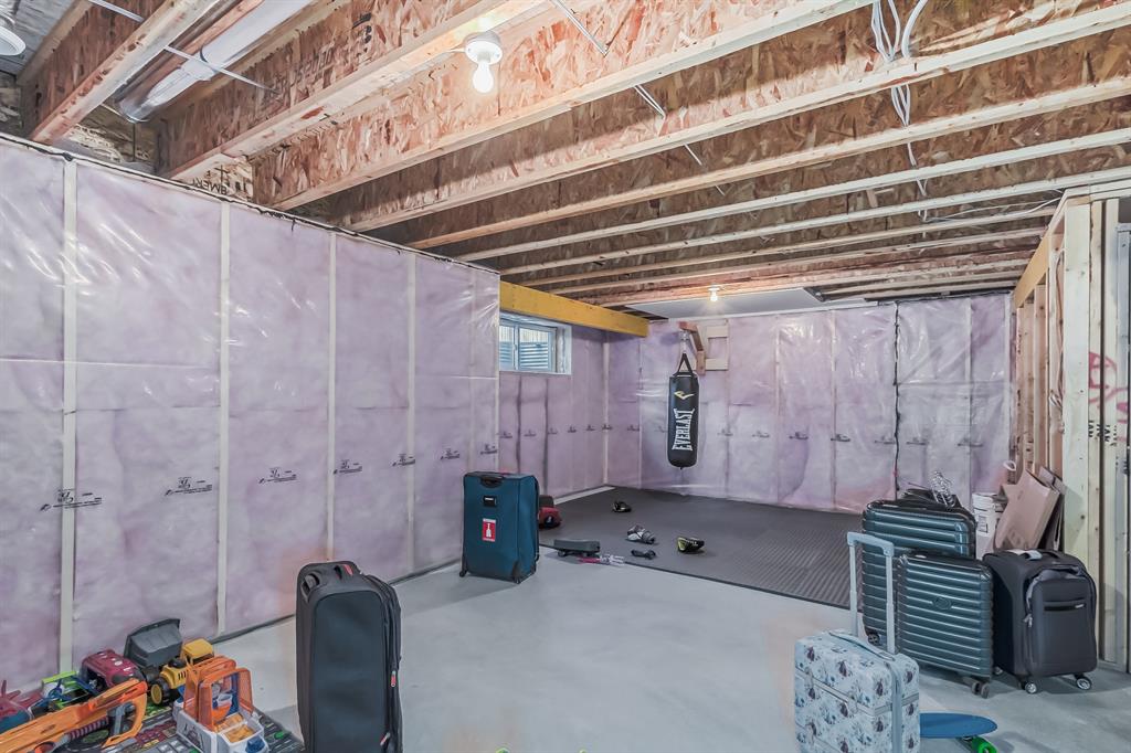 Listing A2046438 - Large Photo # 32