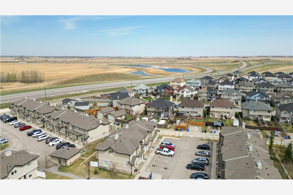 94 Saddlebrook Point NE, Calgary