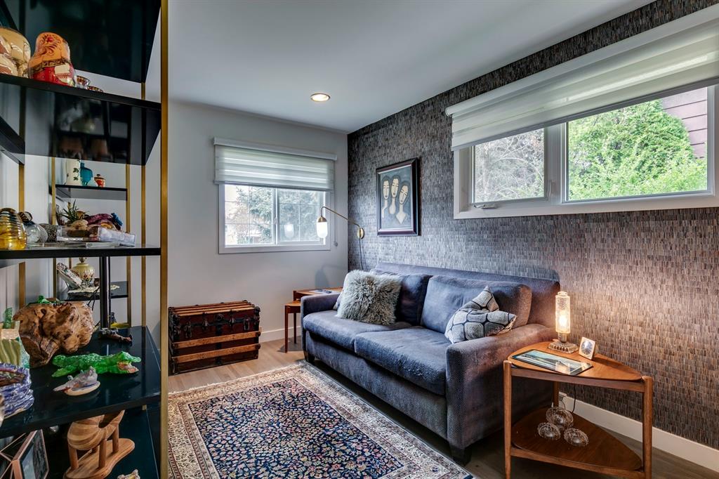 Listing A2046799 - Large Photo # 15