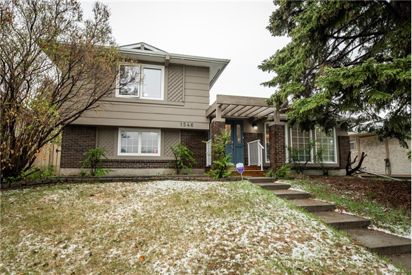 1546 Lake Bonavista Drive SE, Calgary