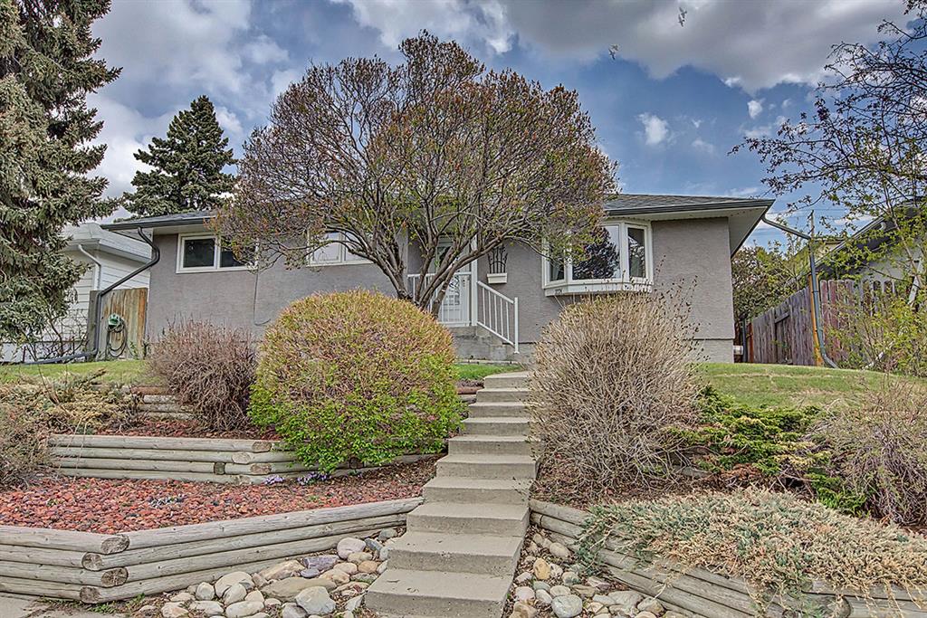 Listing A2047145 - Large Photo # 1