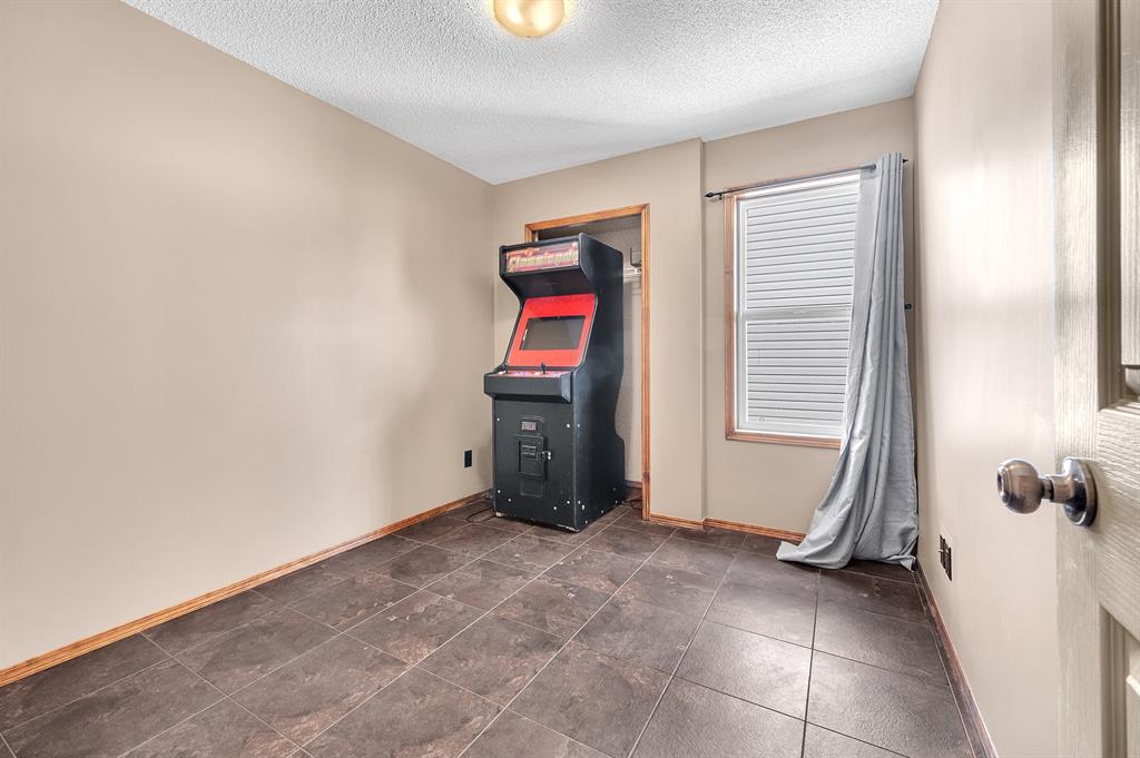 Listing A2047423 - Large Photo # 28