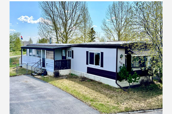 99 arbour lake Road NW, Calgary