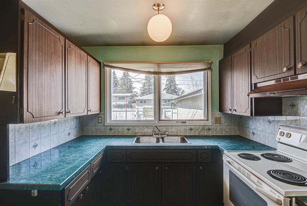 Listing A2047768 - Large Photo # 10