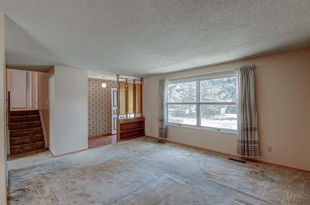 Listing A2047768 - Large Photo # 4