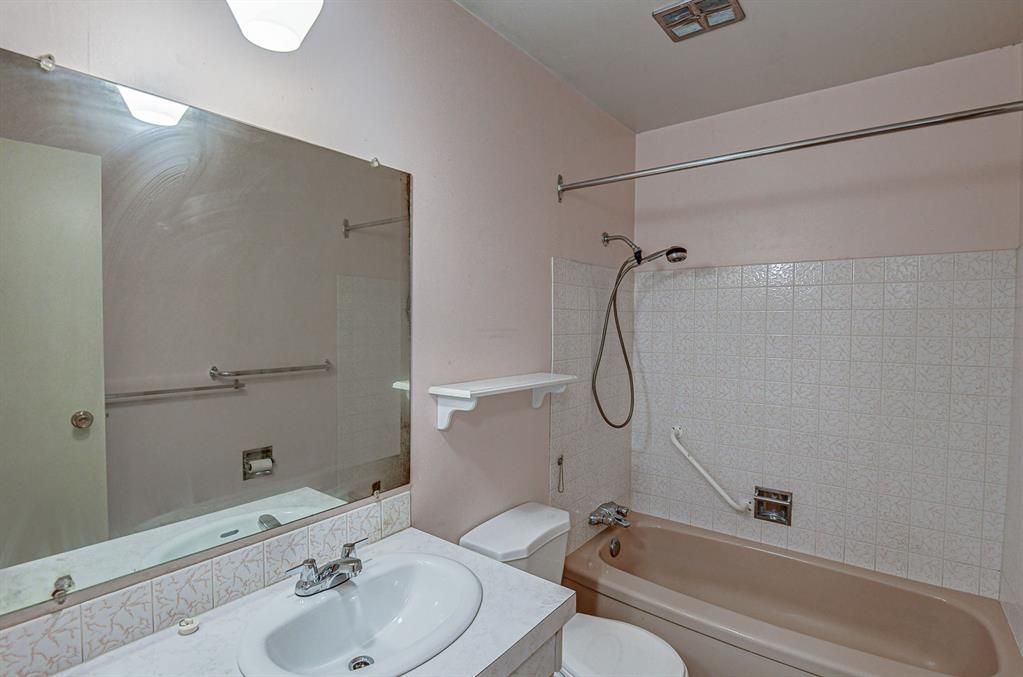 Listing A2047768 - Large Photo # 20