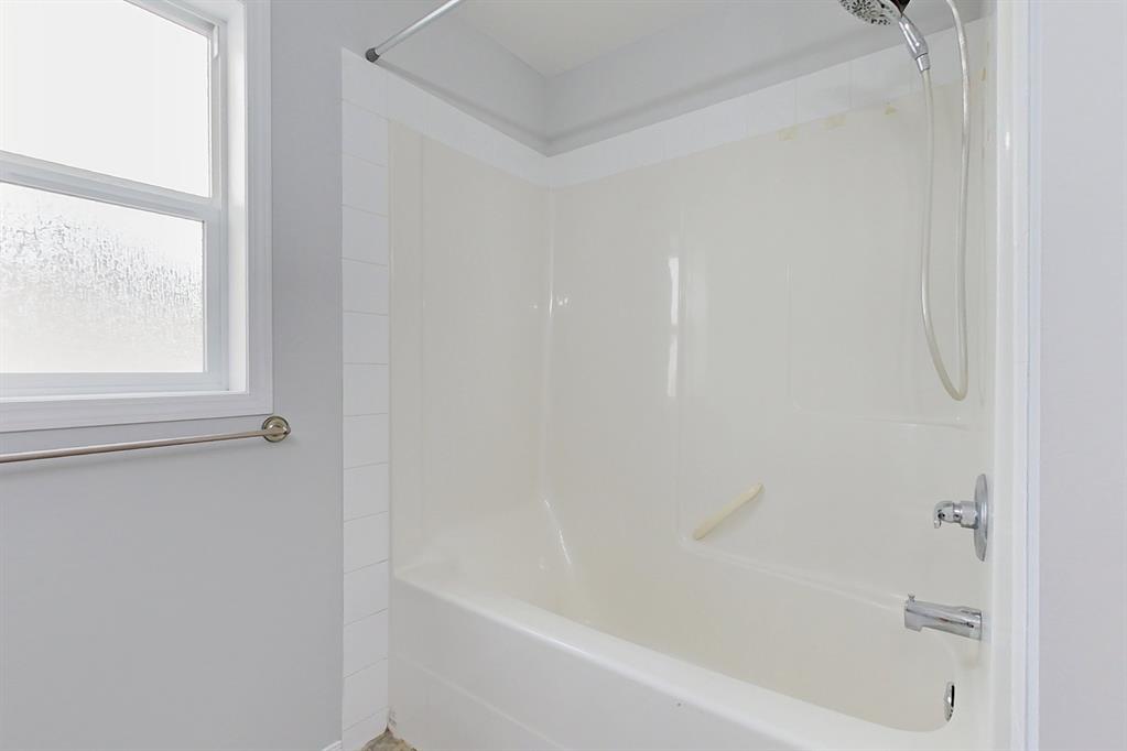 Listing A2047889 - Large Photo # 13