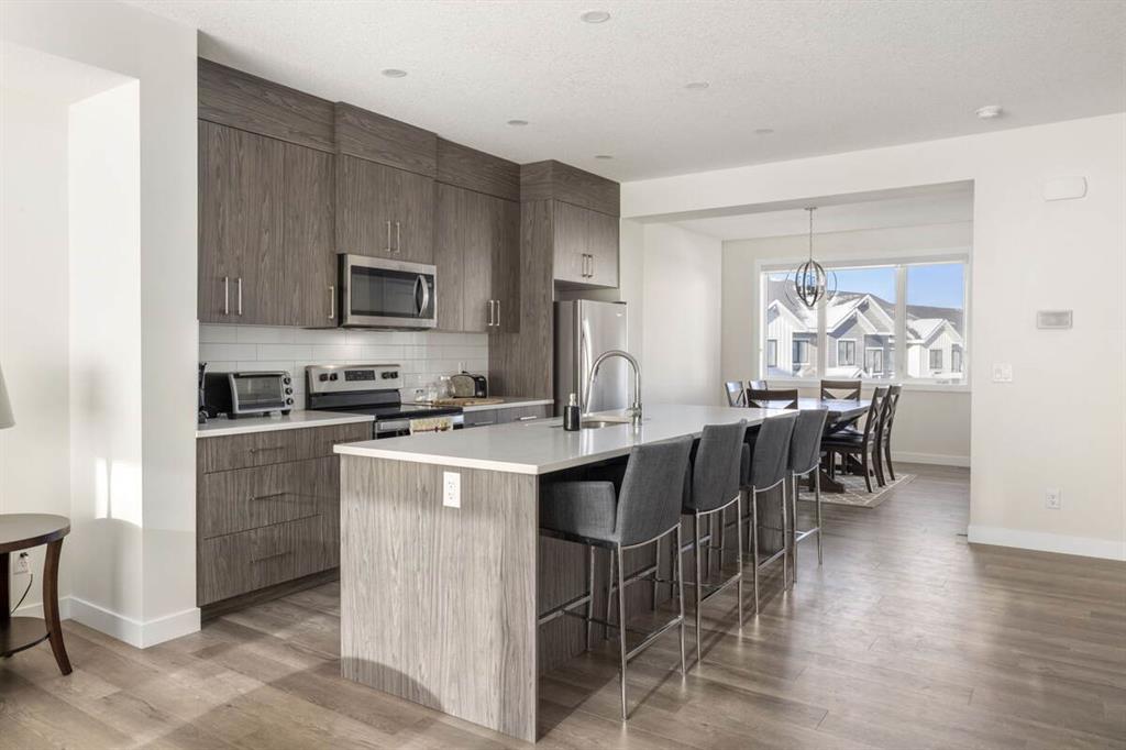 Listing A2048388 - Large Photo # 1
