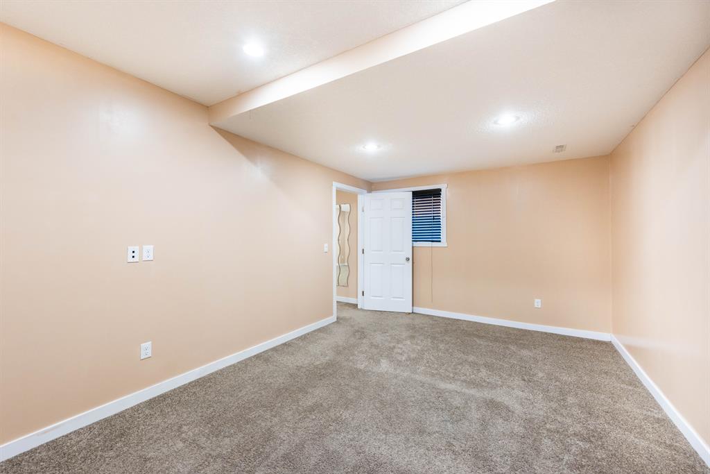 Listing A2048433 - Large Photo # 41