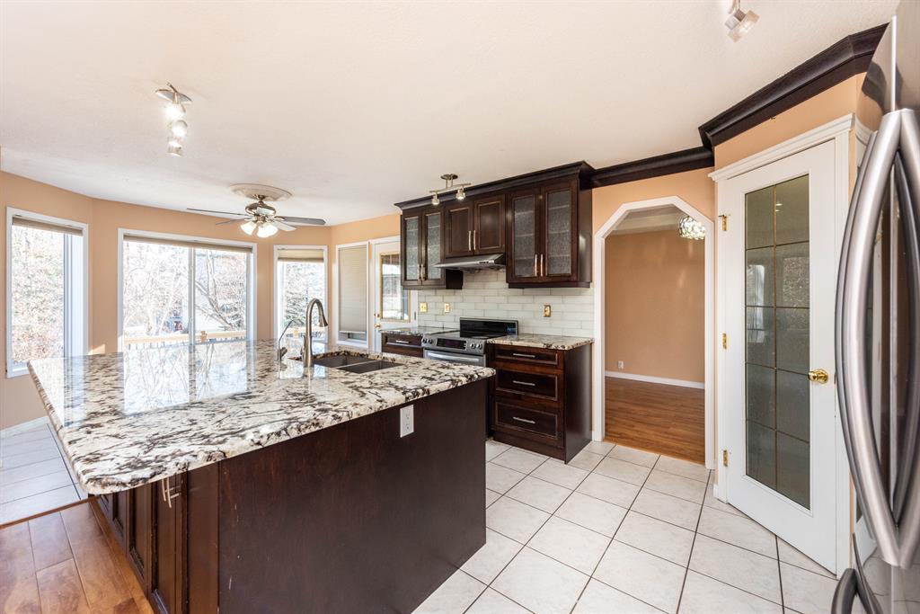 Listing A2048433 - Large Photo # 11