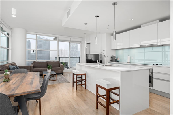 1122 3 Street SE, Calgary