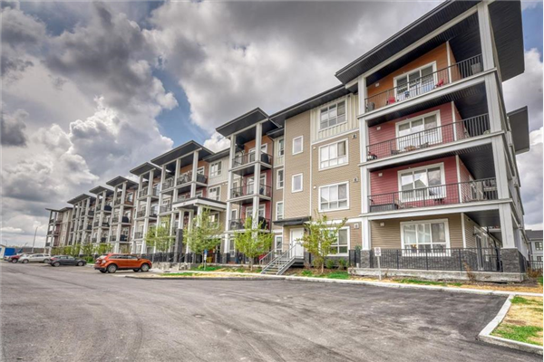 20 Walgrove Walk SE, Calgary