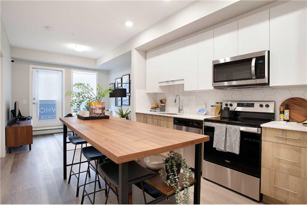 1605 17 Street SE, Calgary