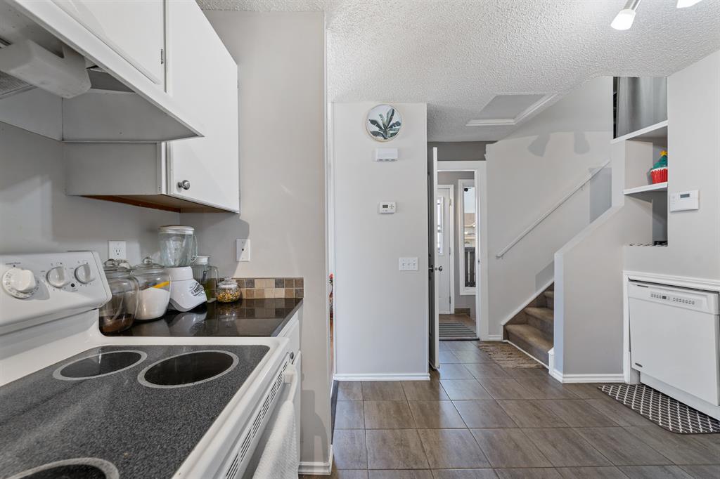 Listing A2049325 - Large Photo # 11