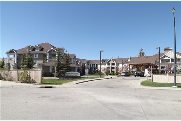 428 Chaparral Ravine View SE, Calgary