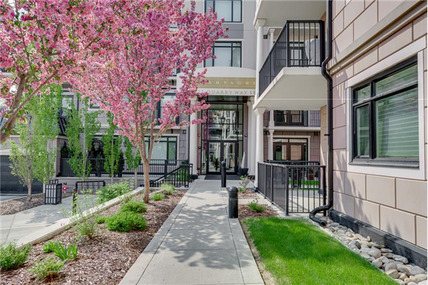 221 Quarry Way SE, Calgary