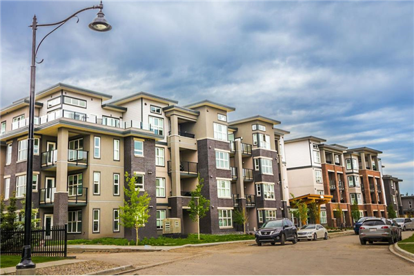 95 Burma Star Road SW, Calgary