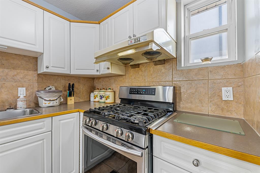 Listing A2049813 - Large Photo # 10