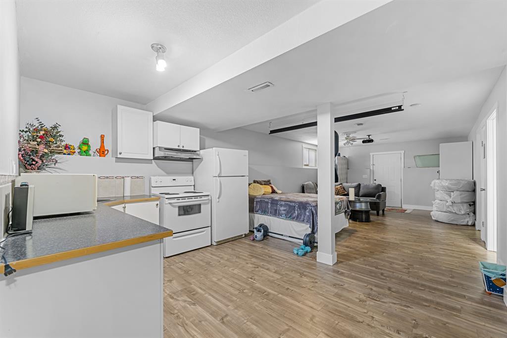Listing A2049813 - Large Photo # 26