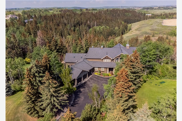 16 Pinehurst Drive, Rural Foothills County
