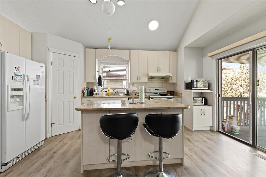 Listing A2049859 - Large Photo # 20
