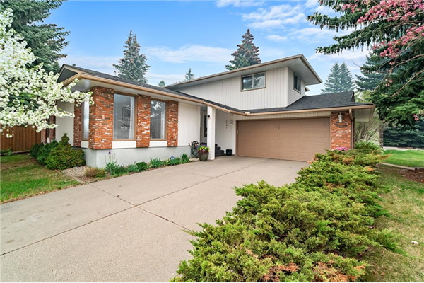 2147 Lake Bonavista Drive SE, Calgary