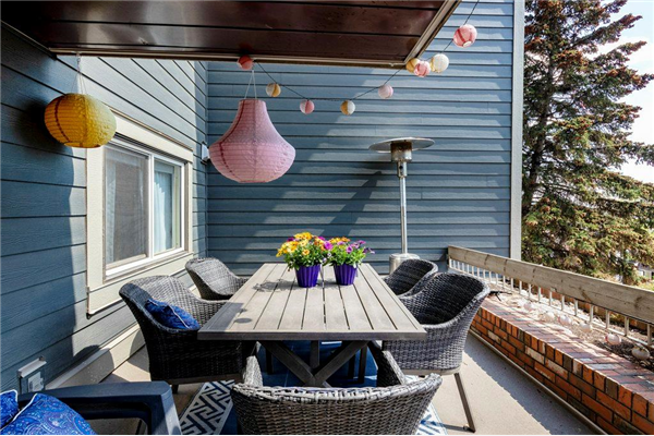 420 3 Avenue NE, Calgary