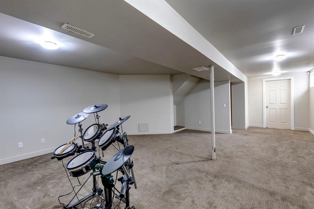 Listing A2050393 - Large Photo # 28