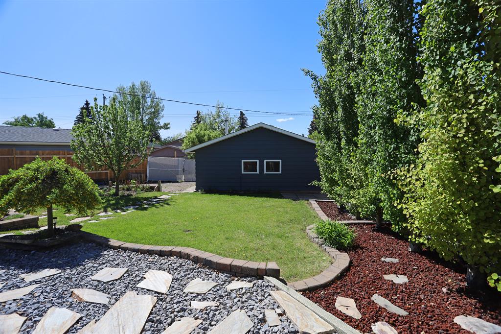Listing A2050956 - Large Photo # 37