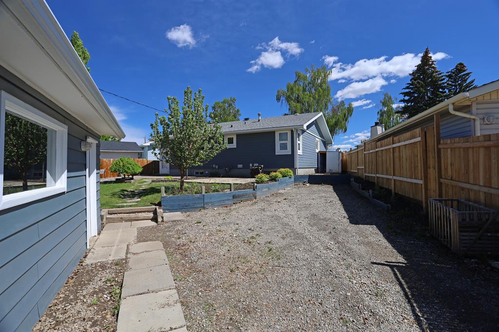 Listing A2050956 - Large Photo # 40