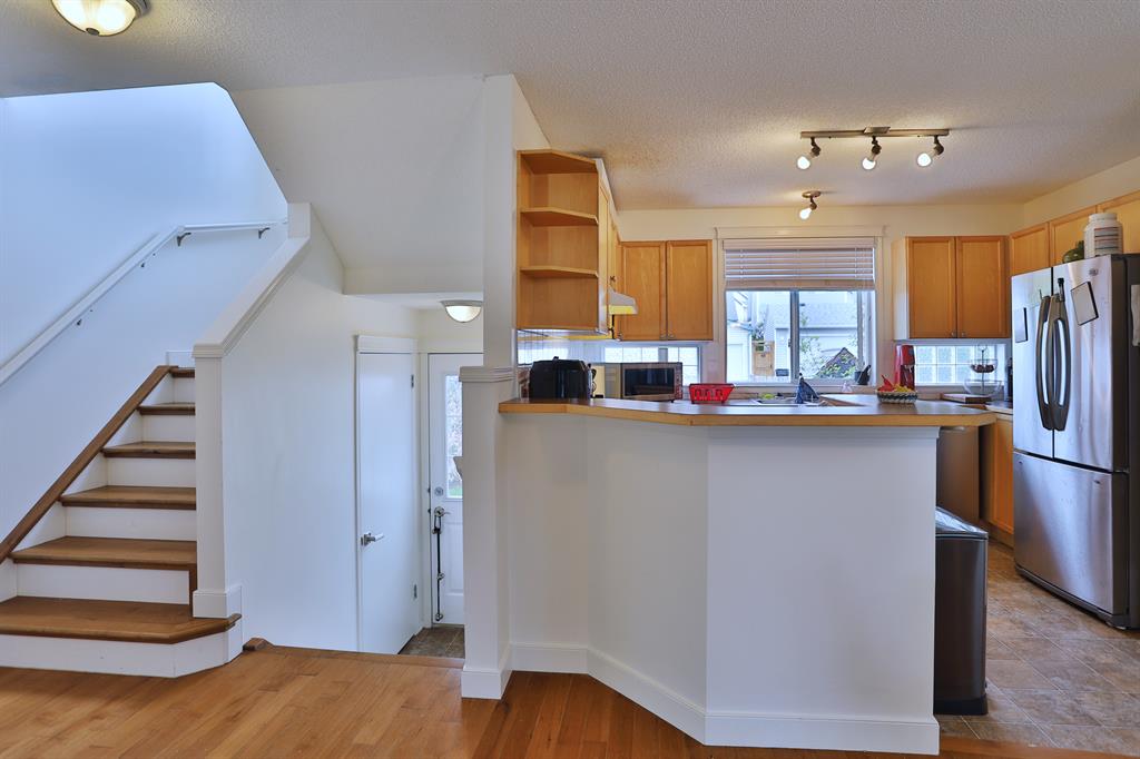 Listing A2050960 - Large Photo # 10